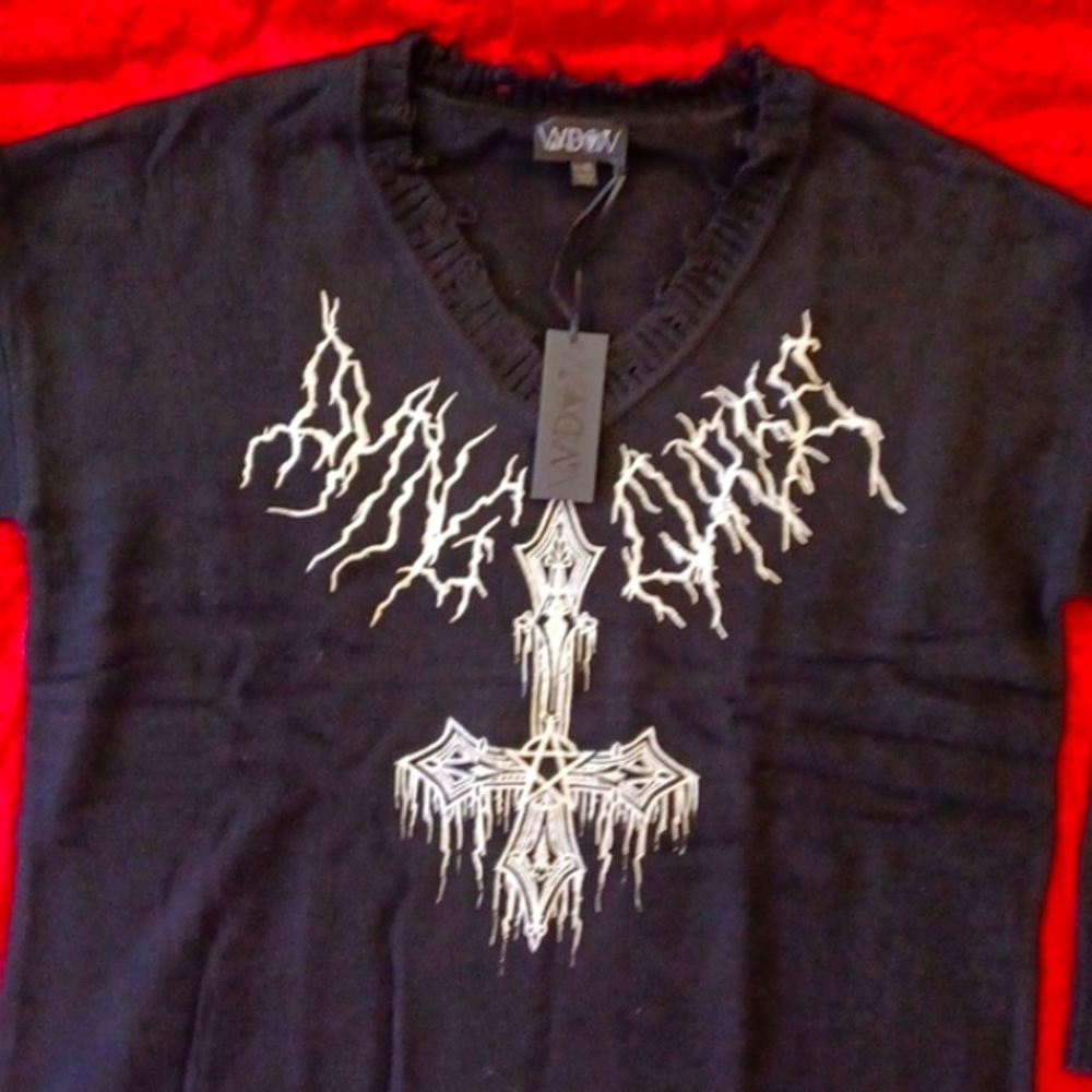 DOLLSKILL XL-XXL WIDOW BLACK VNECK LONG-SLEEVED SWEATER/PENTAGRAM CROSS